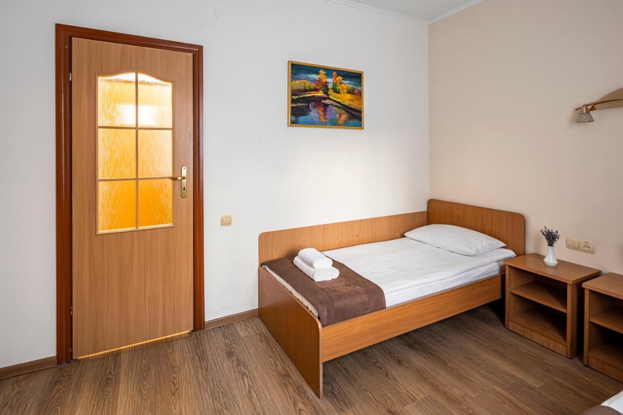 Hotel Galaktika Vinniki Kültér fotó