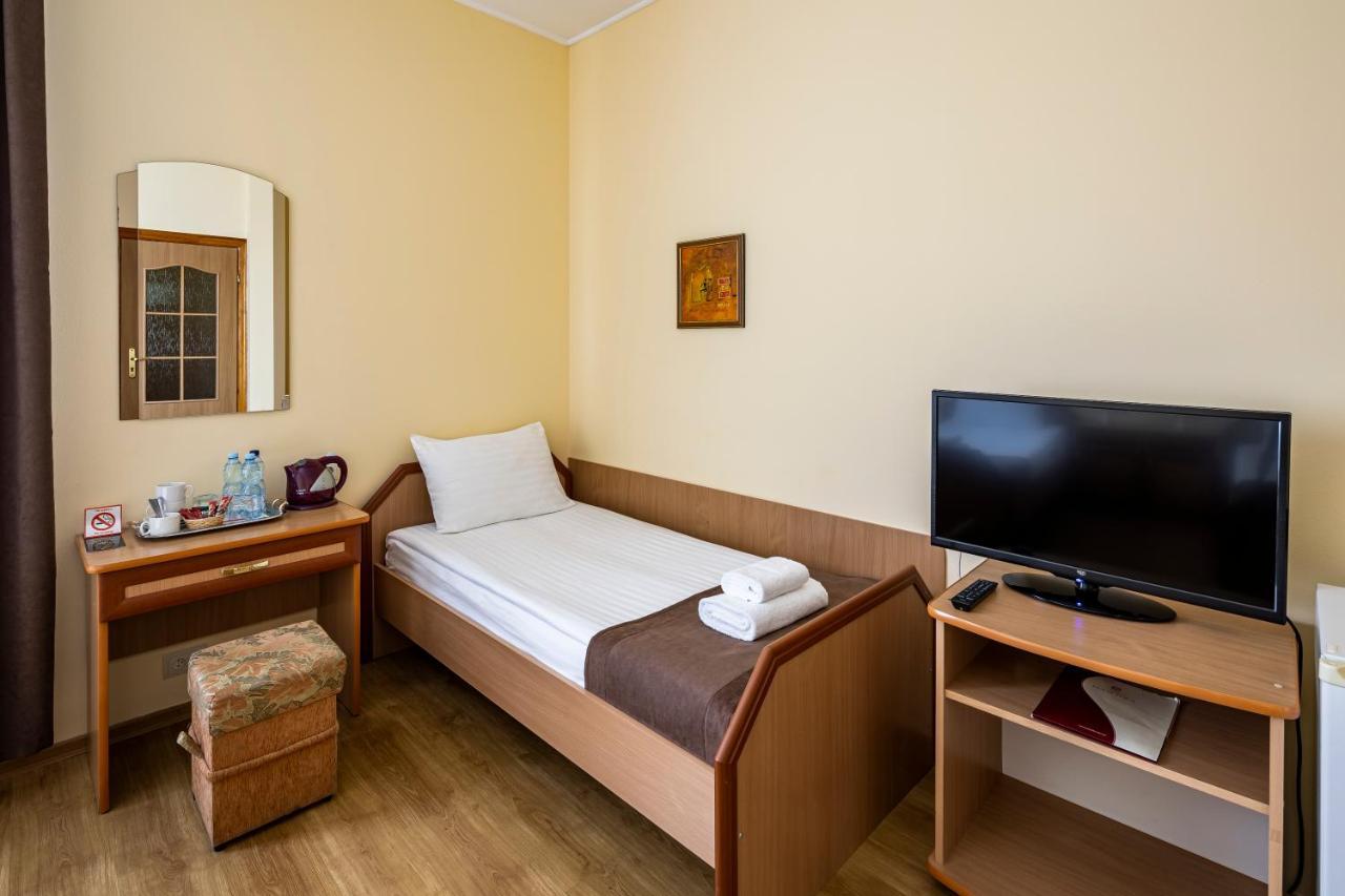 Hotel Galaktika Vinniki Kültér fotó