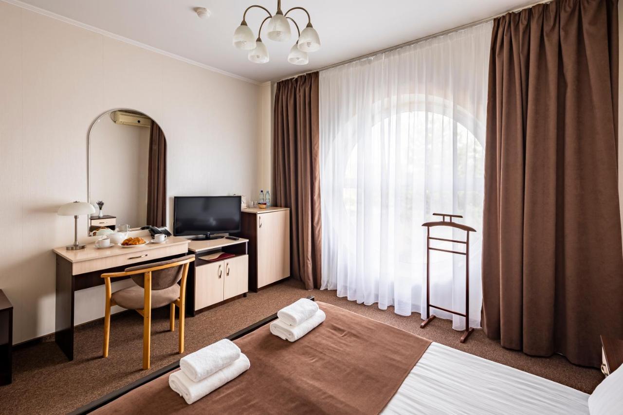 Hotel Galaktika Vinniki Kültér fotó