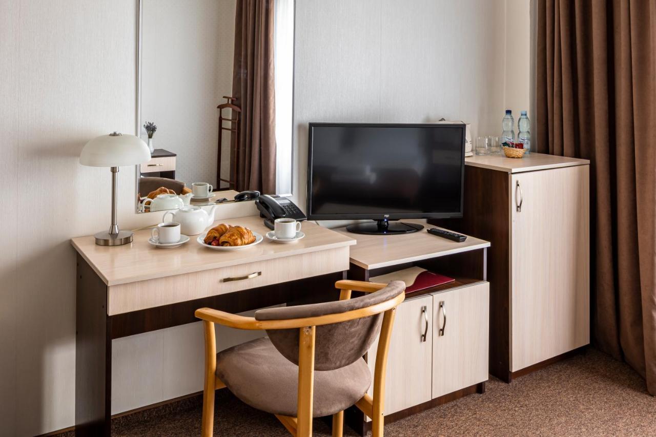 Hotel Galaktika Vinniki Kültér fotó