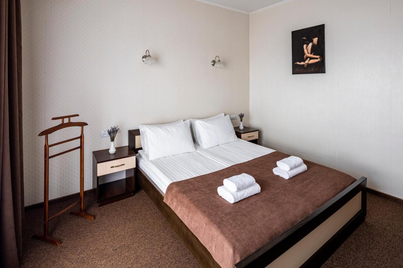 Hotel Galaktika Vinniki Kültér fotó