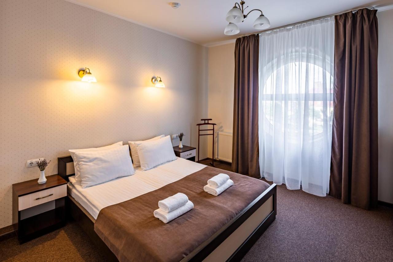 Hotel Galaktika Vinniki Kültér fotó