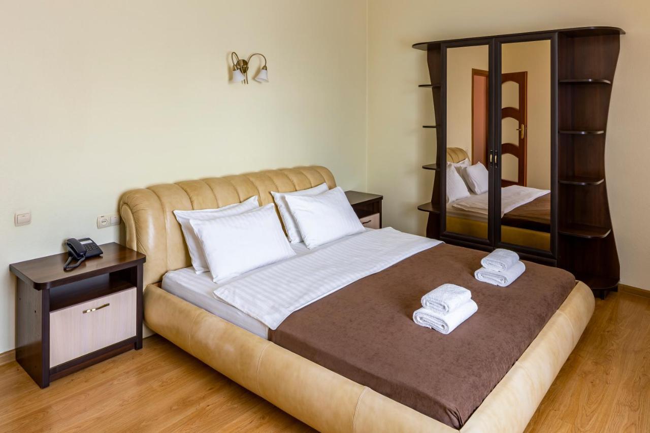 Hotel Galaktika Vinniki Kültér fotó