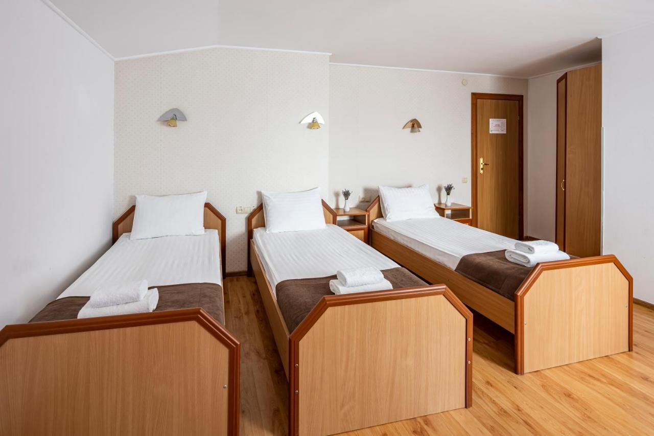 Hotel Galaktika Vinniki Kültér fotó