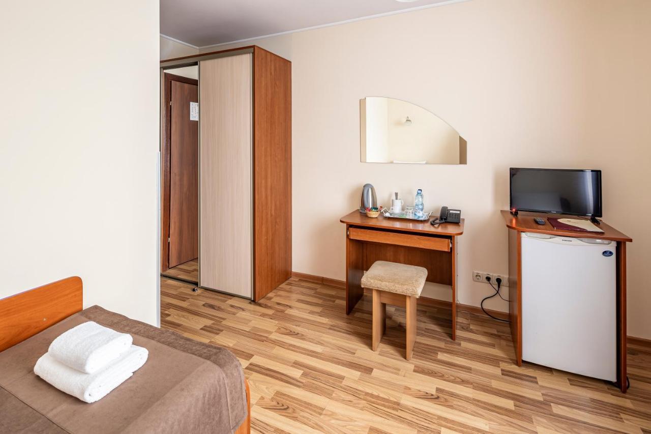 Hotel Galaktika Vinniki Kültér fotó
