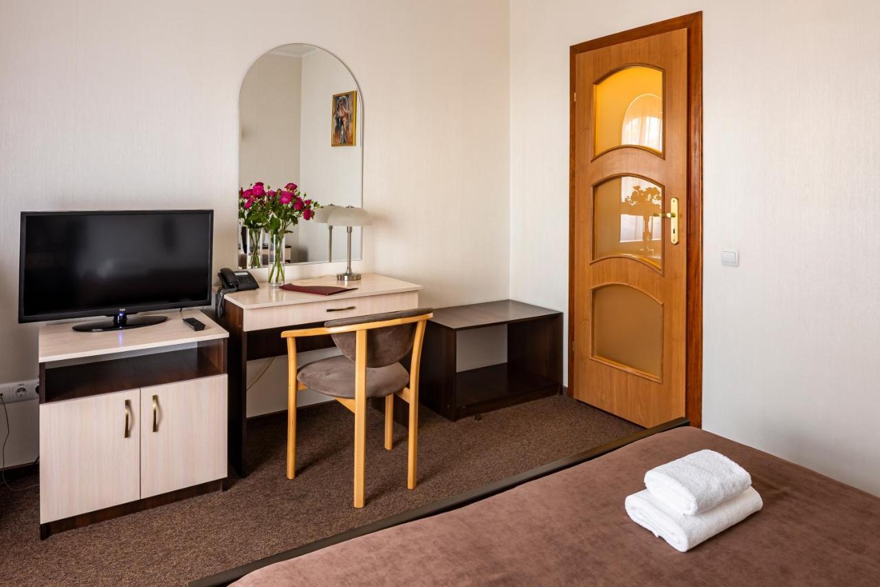 Hotel Galaktika Vinniki Kültér fotó